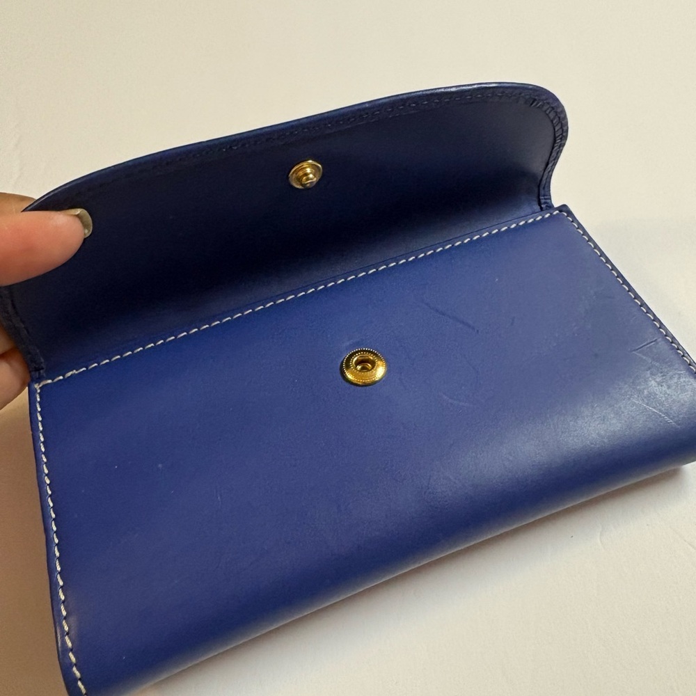 Dooney & Bourke Cobalt Blue Leather Continental Wallet with Logo Plaque - Picture 4 of 11